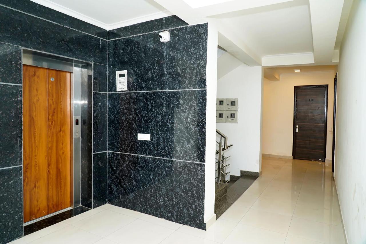 Limewood Stay - Executive Huda City Center Gurgaon Exterior foto